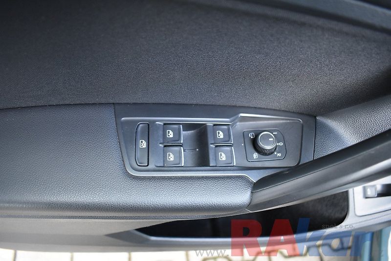 Volkswagen Tiguan Allspace (2021) Highline 2,0 TSI 4Motion,7míst - fotka 9 z 33