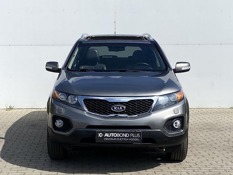 Kia Sorento 2.2 CRDI 145kW AWD AT Premium - fotka 4 z 23