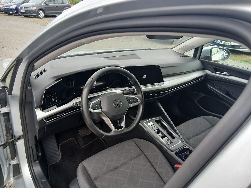 Volkswagen Golf 8, 2.0tdi, automat, ALU 17