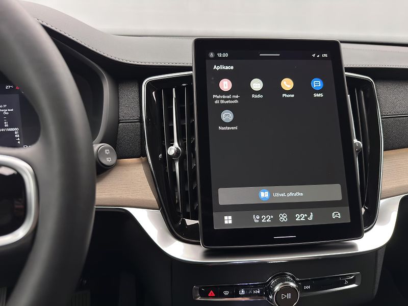 Volvo XC90 (2026) T8 AWD Plug-in DARK PLUS 7m - fotka 8 z 26