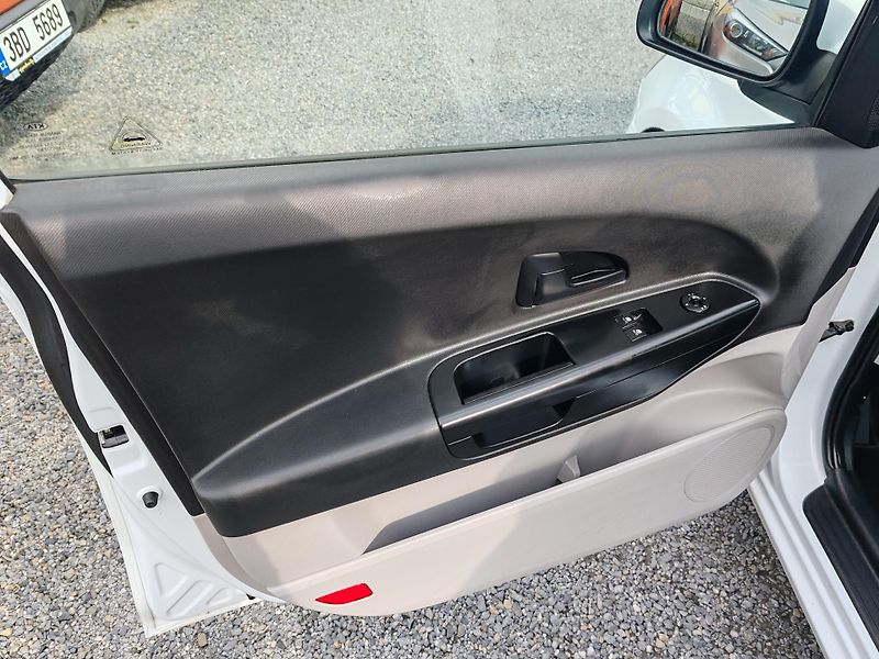 Kia Ceed 1.4 - fotka 10 z 26