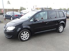 Volkswagen Touran 1,6i 75kW ! KRASAVEC !!! - fotografie inzerátu