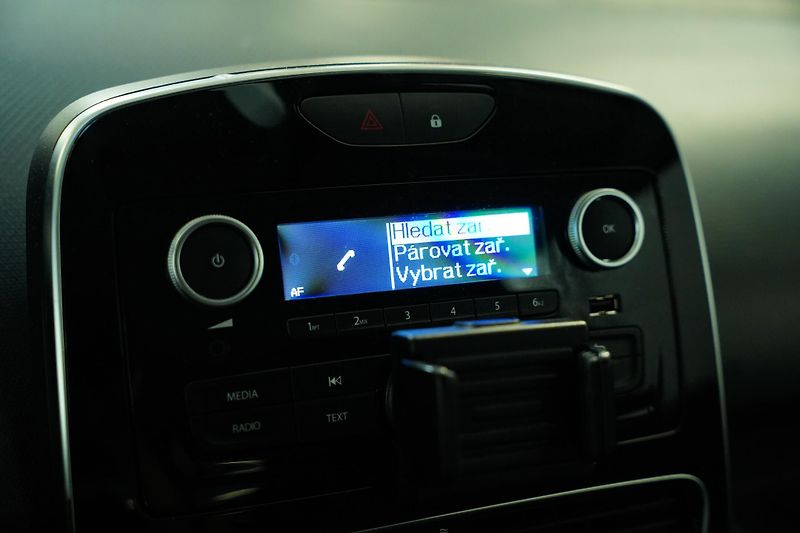 Renault Clio - fotka 20 z 24