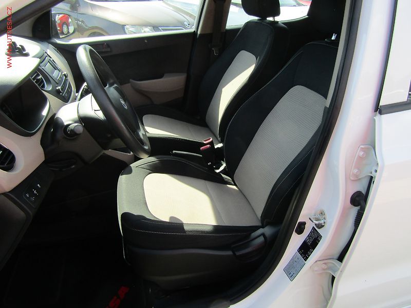 Hyundai i10 (2016) 1.0i, AC - fotka 9 z 19