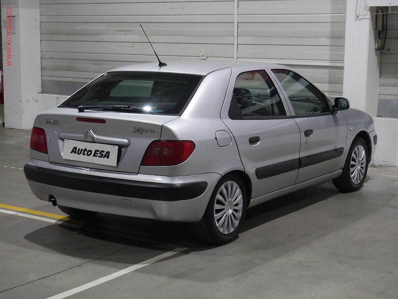 Citroën Xsara (2004) 1.4i, ČR, AC - fotka 4 z 12