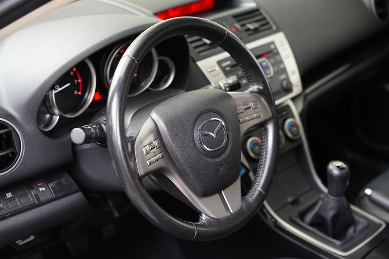 Mazda 6 - fotka 14 z 23