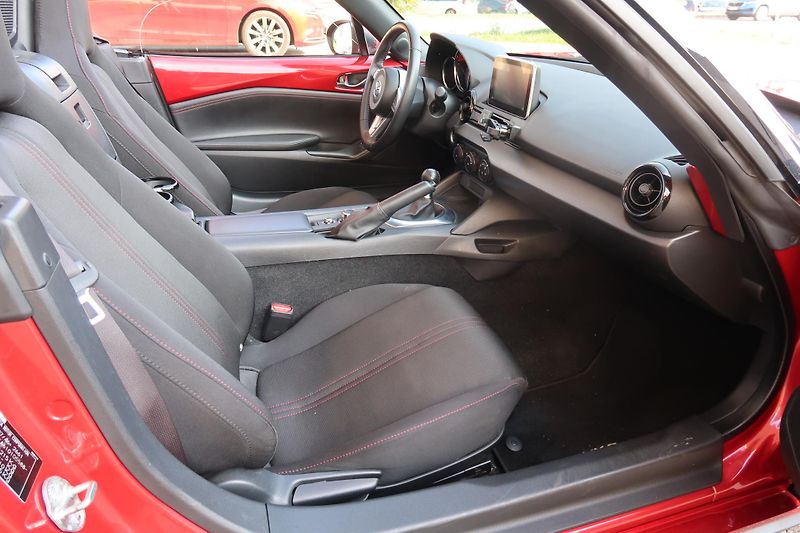 Mazda MX-5 1,5 G130 Centr-Line, kam.,temp - fotka 22 z 32