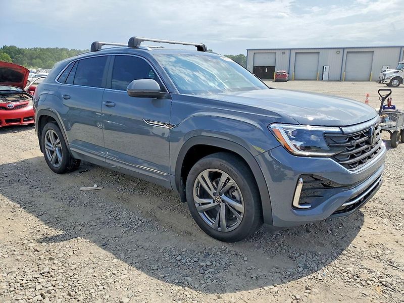 Volkswagen Atlas (2023) CROSS SPORT SEL R-LINE - fotka 2 z 12
