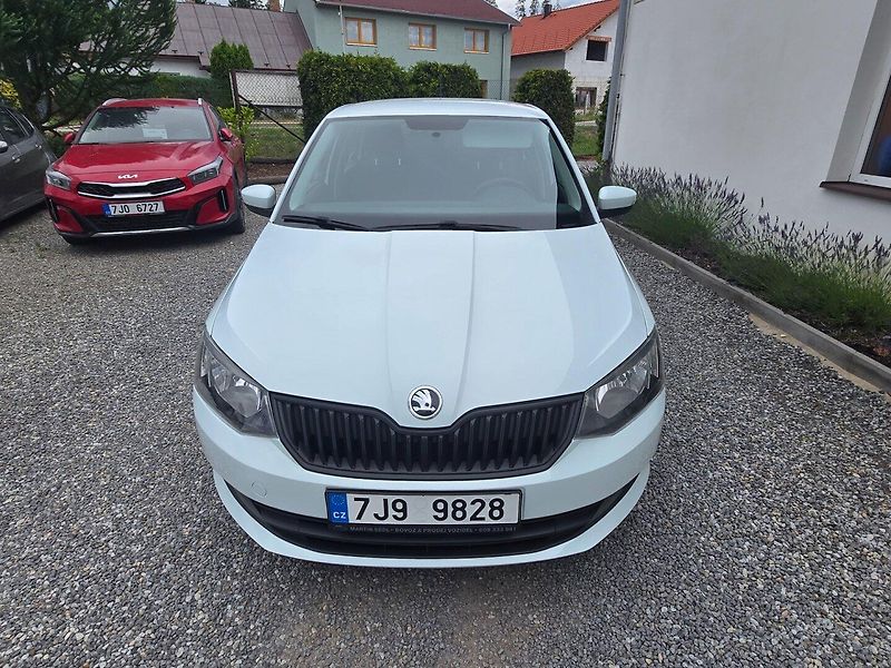 Škoda Fabia (2015) 1.0 MPi TOP STAV - fotka 8 z 21