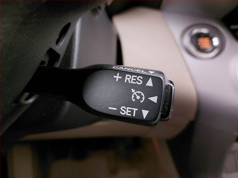 Toyota RAV4 (2008) 2.2 D-CAT, 4X4, Serv.kniha - fotka 16 z 20