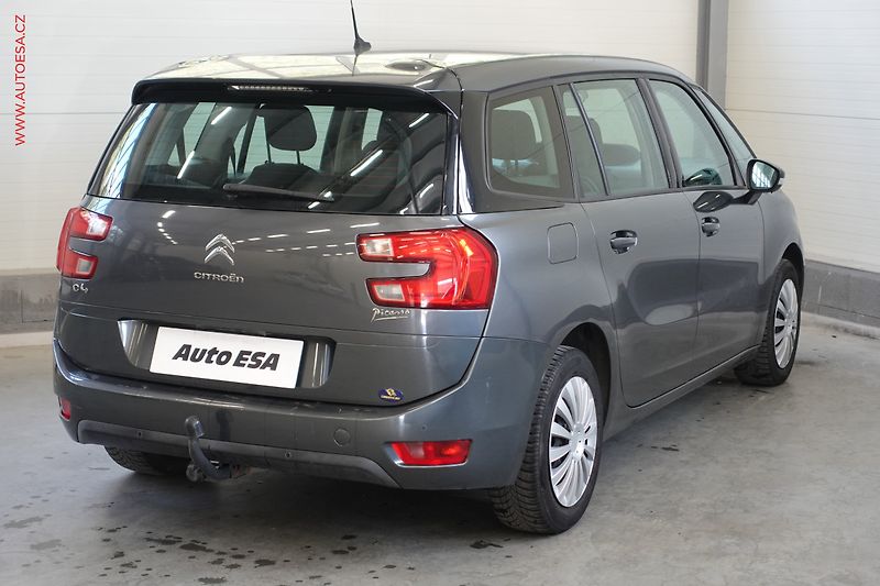 Citroën C4 Picasso (2015) 1.6HDi, 1.maj, AC, TZ, temp. - fotka 6 z 23