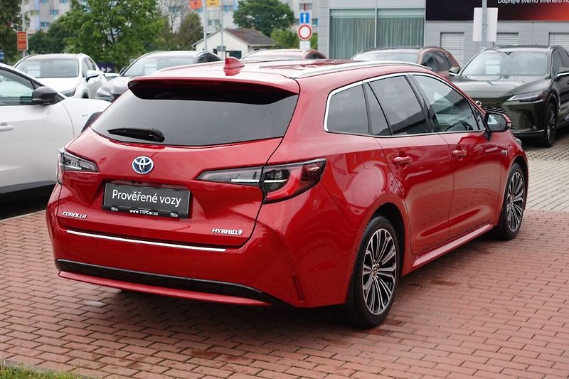 Toyota Corolla 1.8HSD e-CVT GR Touring Sport - fotka 4 z 31