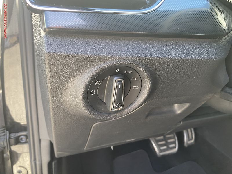 Škoda Scala (2022) 1.5 TSi, Style, DSG, navi - fotka 14 z 19