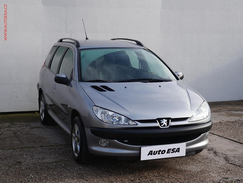 Peugeot 206 (2004) 1.4 HDi, 2.maj,ČR, TZ - fotografie inzerátu