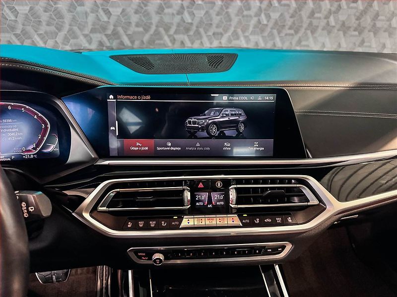 BMW X7 (2021) xDrive40i - fotka 16 z 24