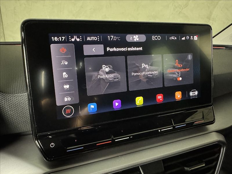 Seat Leon 1,4 TSi  e-Hybrid FR Line LED - fotka 31 z 50