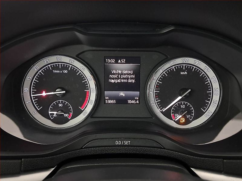 Škoda Karoq (2019) 1.6 TDI - fotka 11 z 16