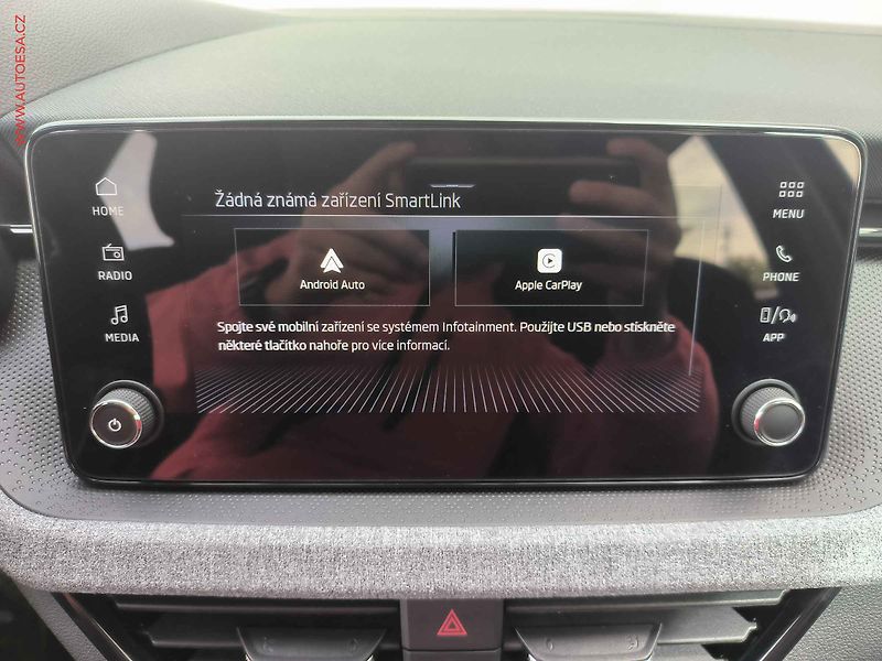 Škoda Kamiq (2024) 1.0 TSi, Selection, DSG - fotka 13 z 24