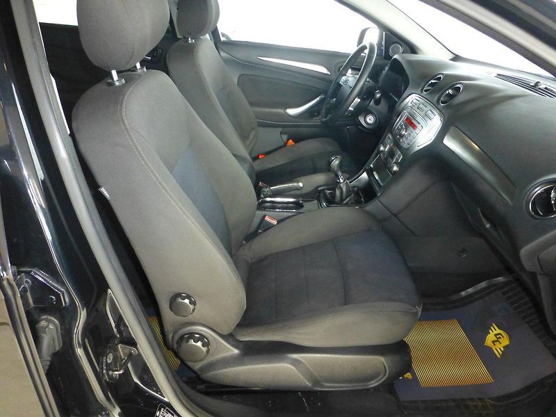 Ford Mondeo (2008) 2,0TDCI*DIGIKLIMA***ALU**TAŽNÉ - fotka 19 z 25