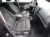 Seat Alhambra (2013) 2.0 TDI, 4X4, 7 míst, Navi - náhled 9