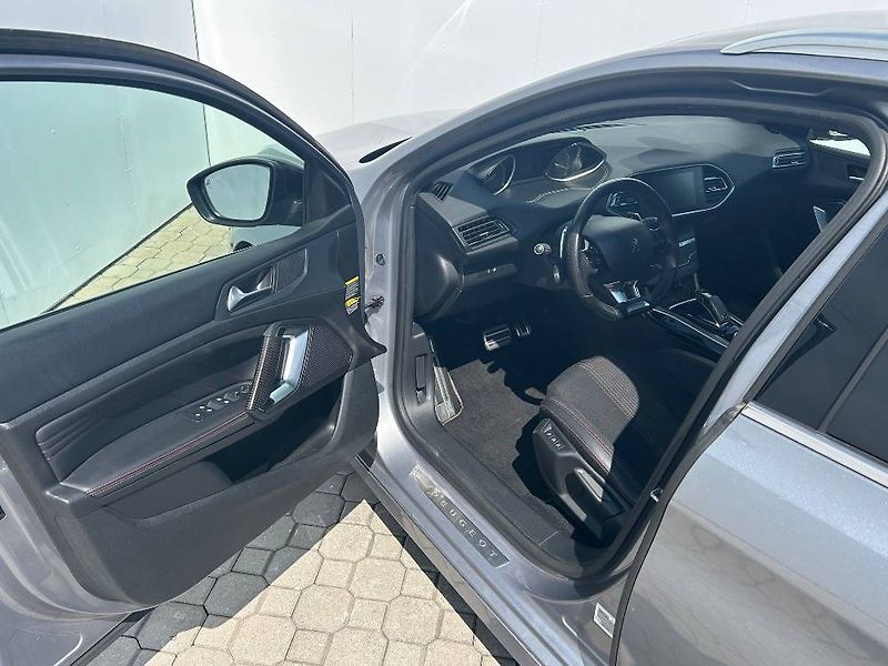 Peugeot 308 GT S&S EAT8 1.5 BlueHDi - fotka 5 z 23
