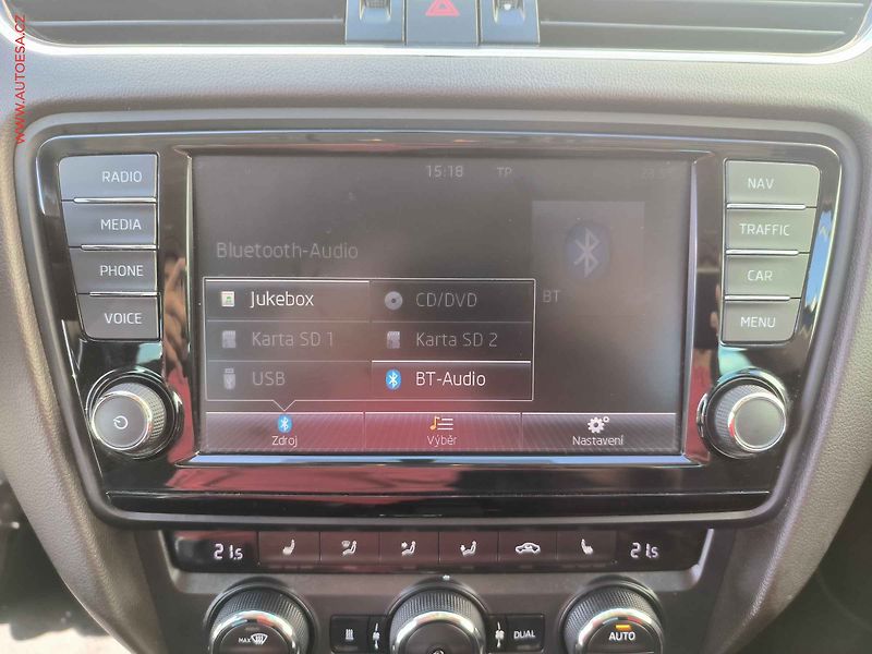 Škoda Octavia (2015) 2.0TDi 4x4, ČR, DSG, bixenon - fotka 13 z 26