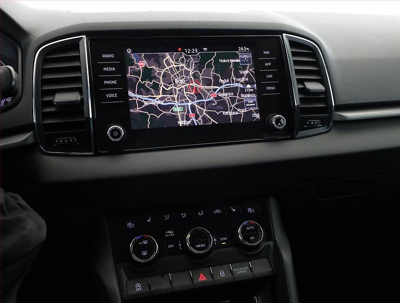 Škoda Karoq (2018) Ambition 2.0 TDI - fotka 10 z 19