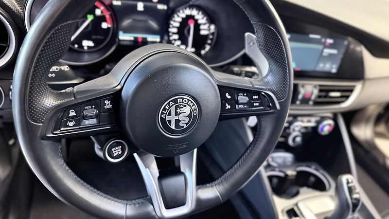 Alfa Romeo Giulia (2023) 2.2D,SPRINT,AT8,ZÁRUKA - fotka 20 z 56