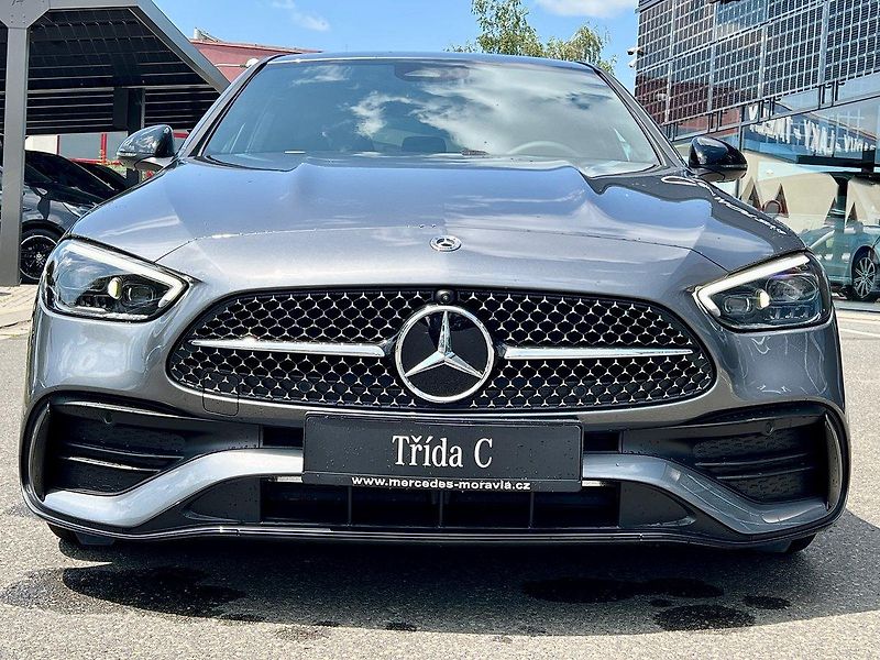 Mercedes-Benz Třídy C (2025) 220 d 4MATIC Edition 140 Years - fotka 8 z 29