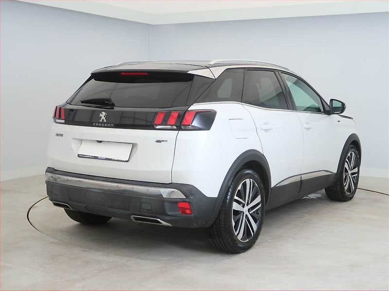 Peugeot 3008 (2017) GT Line 2.0 BlueHDi, Automat - fotka 5 z 15
