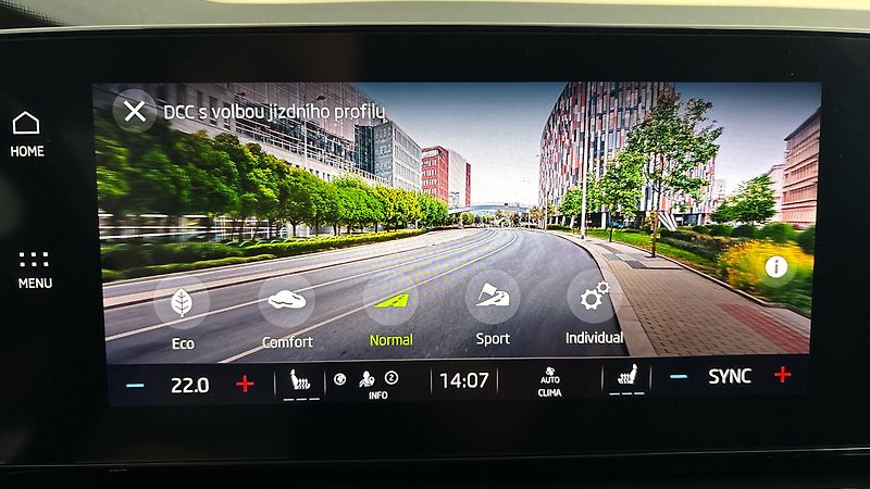 Škoda Octavia 2.0 TSI DSG RS - fotka 27 z 27
