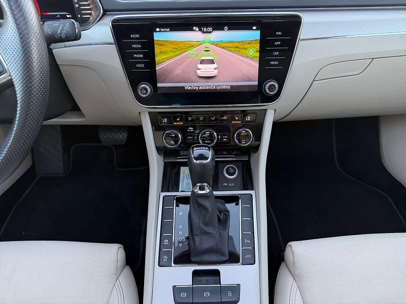 Škoda Superb (2023) STYLE 2.0TDI 110kW DSG CZ DPH - fotka 10 z 11
