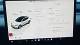 Tesla Model Y (2022) LR AWD Berlin Záruka SoH 93,4% - náhled 29