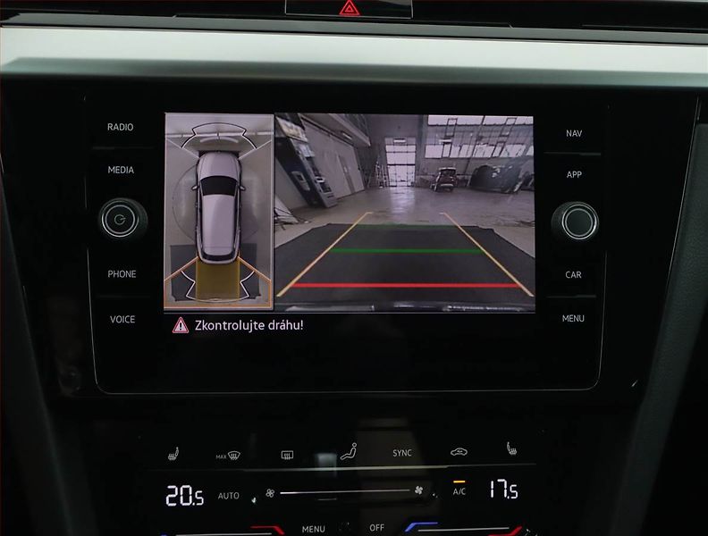 Volkswagen Arteon (2023) 2.0 TDI - fotka 15 z 18