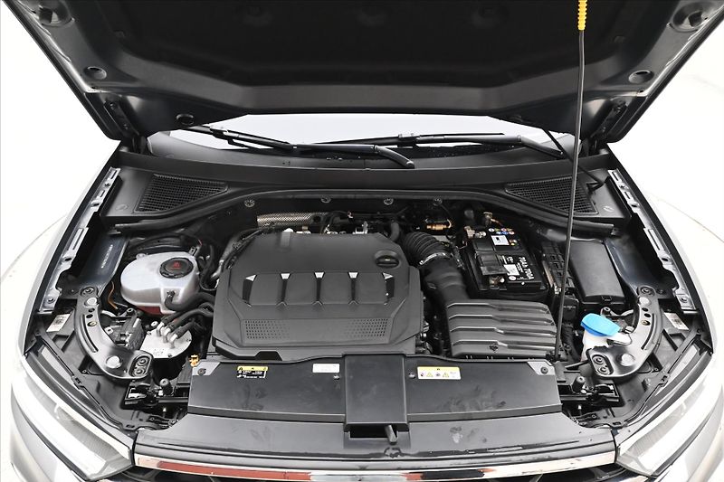 Volkswagen T-Roc 2,0 TDI 110kW DSG Style Záruka - fotka 9 z 31
