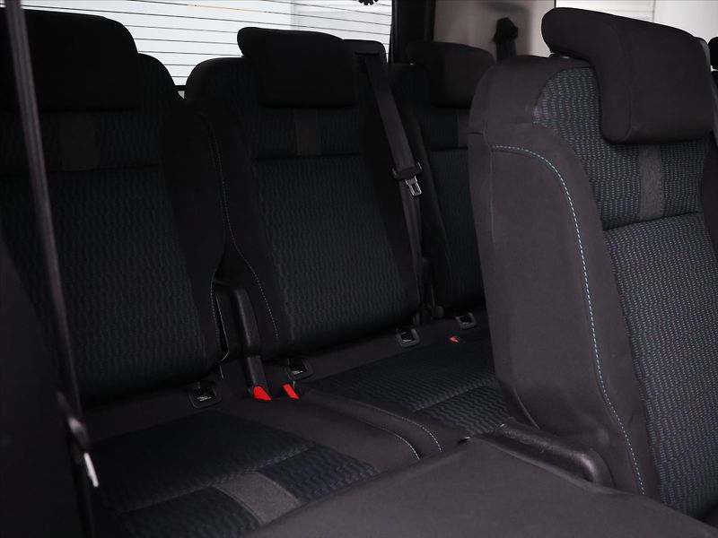 Peugeot Traveller 2,0 HDI 110kW CZ Navi 8-Míst - fotka 12 z 29