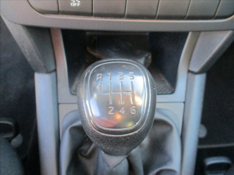 Škoda Yeti 1,2 TSI, 91.583km,tažné,1.maj, - fotka 18 z 22