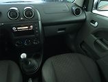 Ford Fiesta (2003) 1.6 16V, jezdí výborně - náhled 8