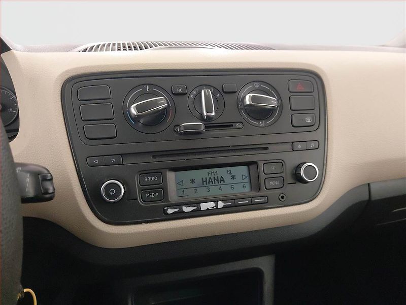 Škoda Citigo (2012) Ambition 1.0 MPI, Serv.kniha - fotka 12 z 16