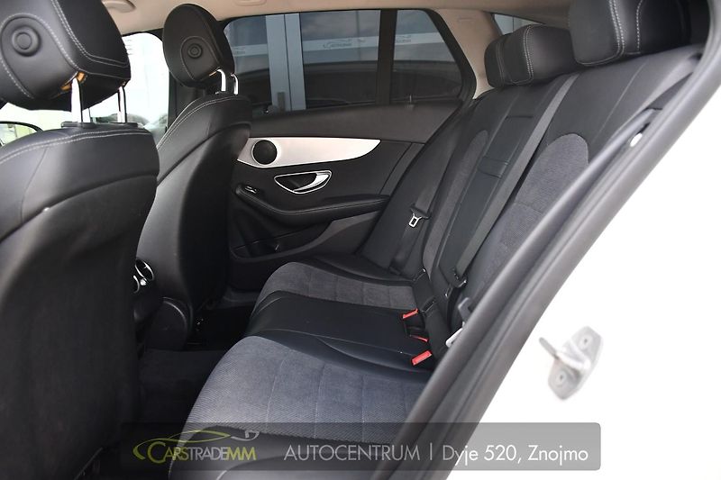 Mercedes-Benz Třídy C 220d 4MATIC ČR NAVI - fotka 13 z 34