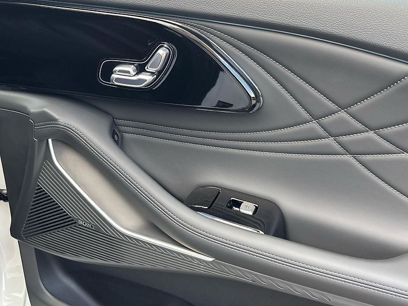 Omoda 9 (2026) PHEV 395kW AWD PREMIUM - fotka 22 z 38