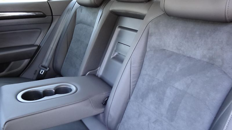Volkswagen Arteon 2.0 Tdi Bmt 140kw Dsg Elegance - fotka 13 z 38
