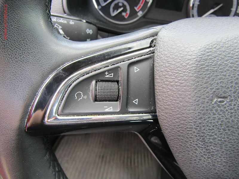 Škoda Karoq (2019) 1.5 TSI, ČR, servis.kniha - fotka 16 z 18