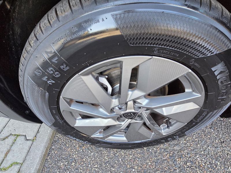 Peugeot 408 (2025) Hybrid e-DCS 145 ALLURE EAT6 - fotka 30 z 32