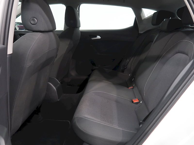 Seat Leon (2023) REFERENCE 1.0TSI 81KW - fotka 15 z 32