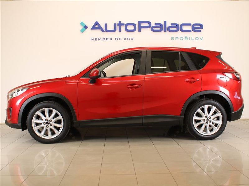 Mazda CX-5 2,0 G160 MT 4x4 Rev.TOP ČR - fotka 5 z 28