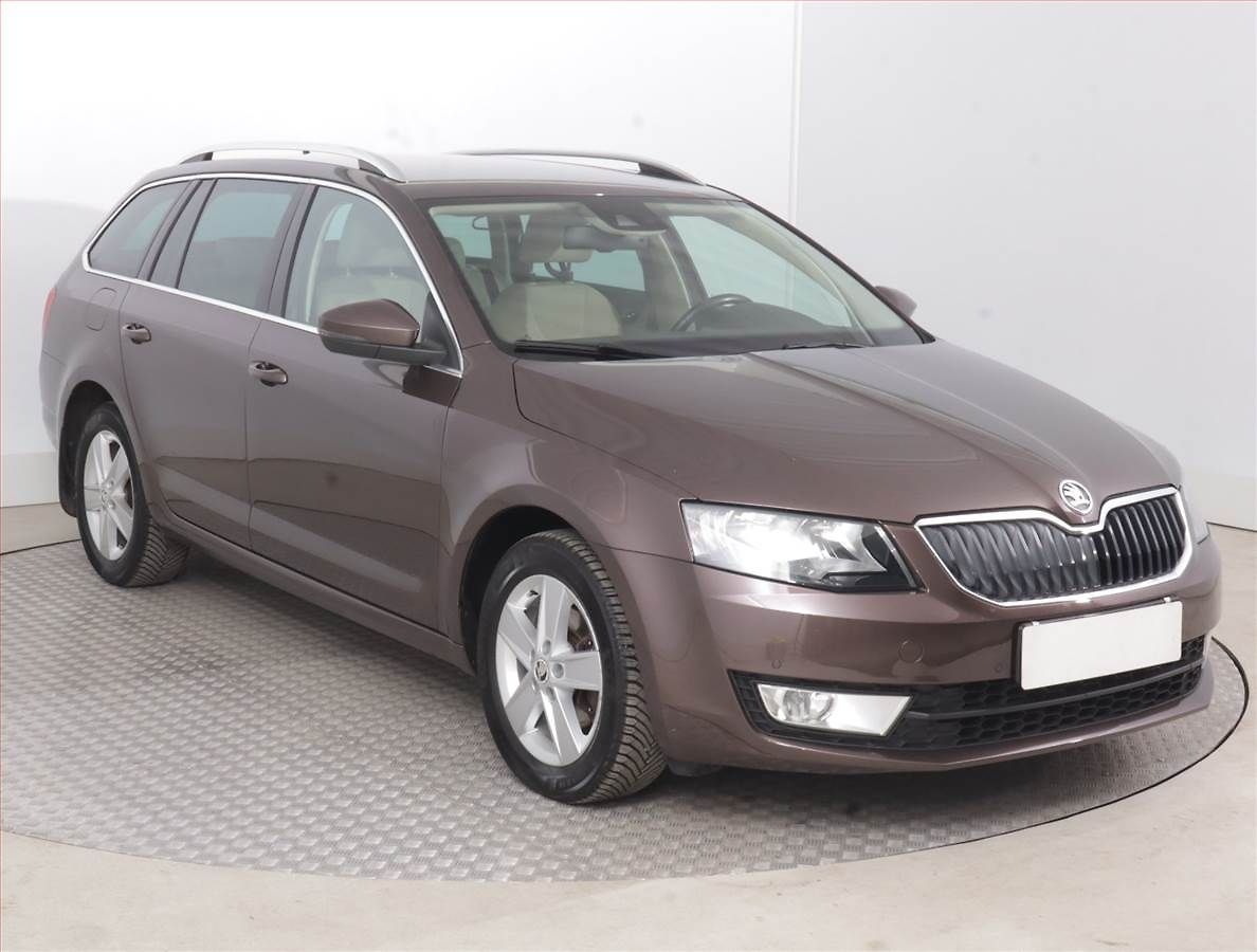 Škoda Octavia Elegance 1.6 TDI, 4X4, Kůže