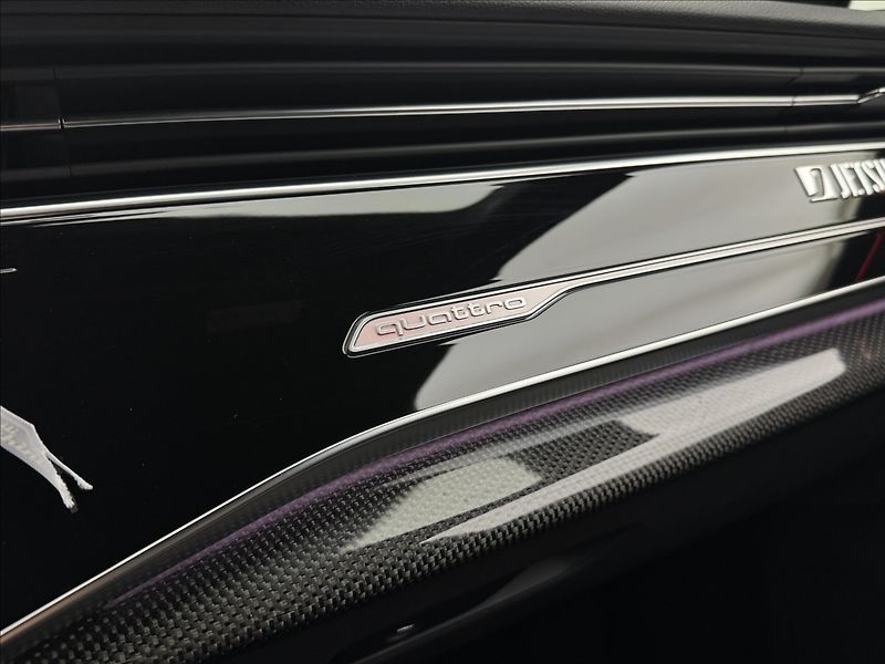 Audi SQ7 4,0 CERAMIC 7MÍST NV MASÁŽ TZ - fotka 30 z 53