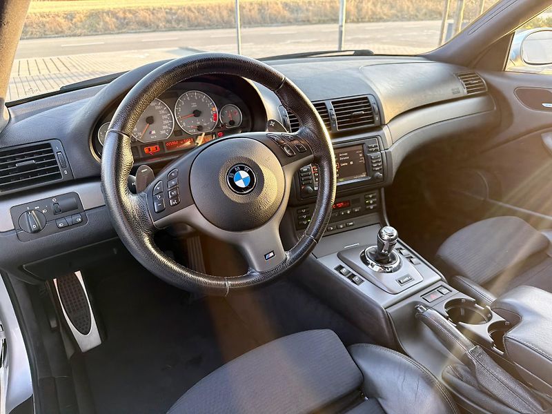 BMW M3 (2002) SMG Coupé CSL paket EU verze - fotka 12 z 25