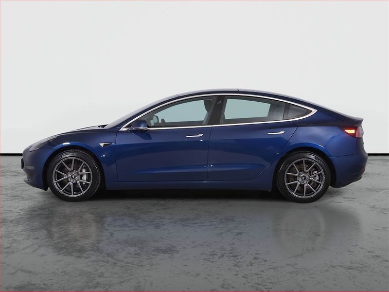 Tesla Model 3 (2019) Long Range 4WD 82kWh, SoH 84% - fotka 3 z 21